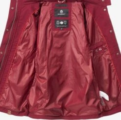 Marikoo Parkas Parka Mi-saison Nyokoo Femme Rouge Sang -Marikoo 9b09f831b940e1c83cf17deebca44a5f
